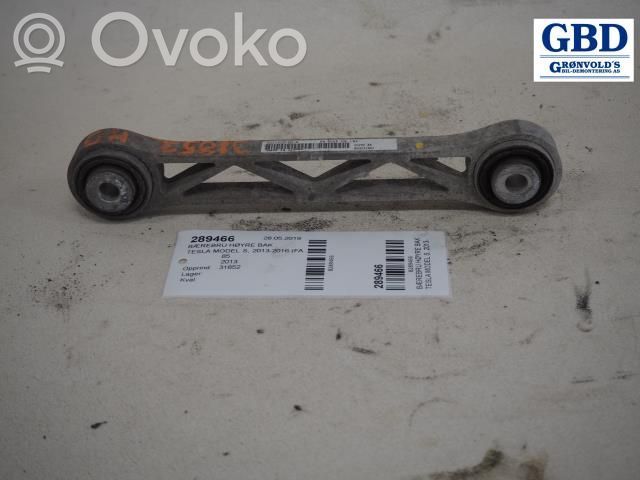 Rear control arm   102142000A,102142000A
