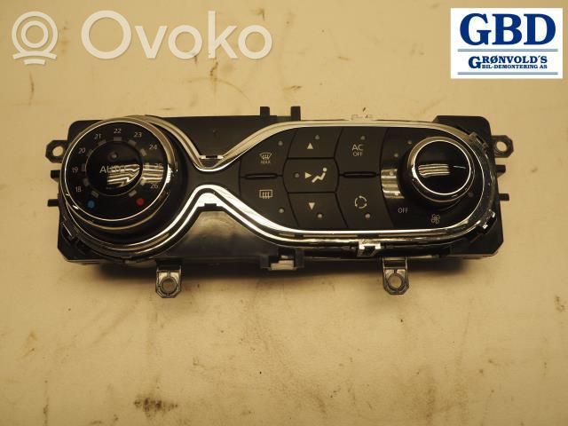 Renault Captur Climate control/heater control trim 
