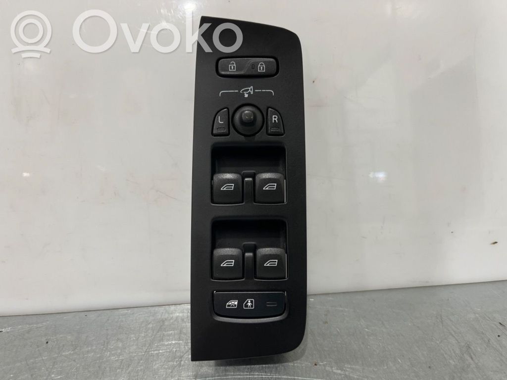 Volvo V40 Electric window control switch 