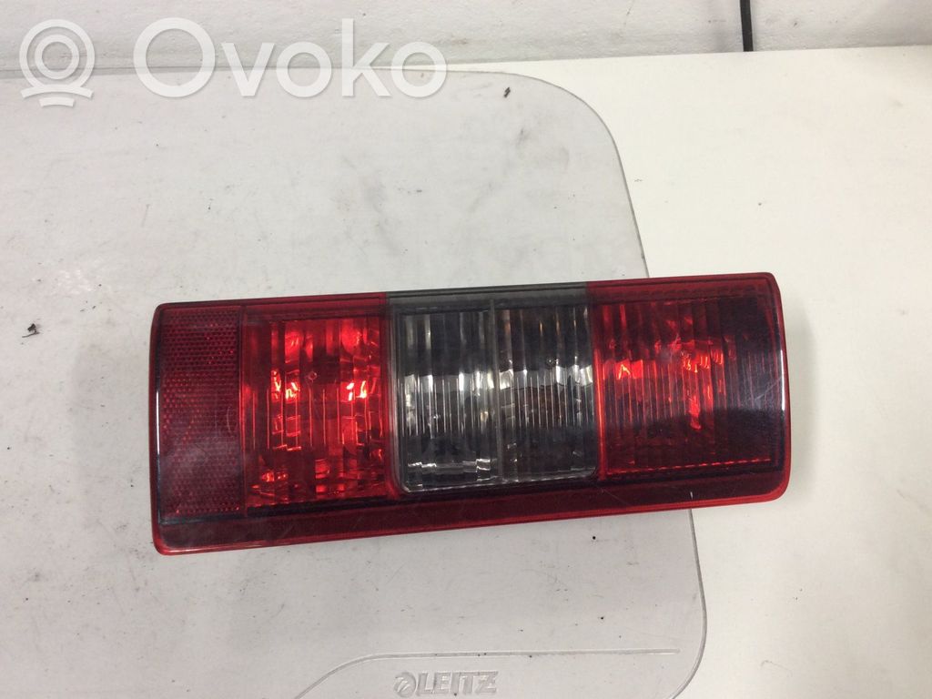 Opel Combo C Lampa tylna 