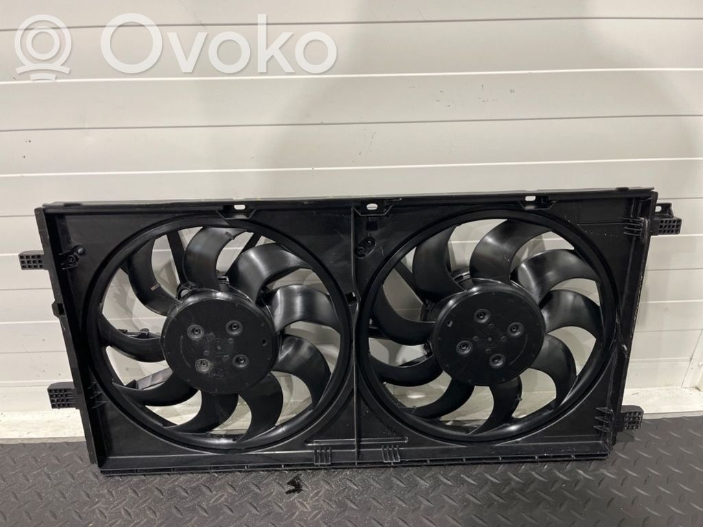 Volvo XC40 Radiator cooling fan shroud 