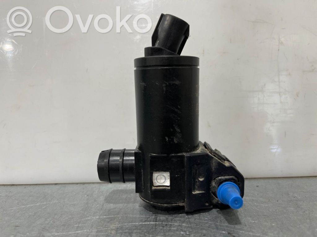Toyota RAV 4 (XA50) Windscreen/windshield washer pump 