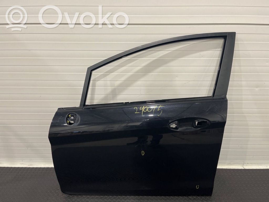 Ford Fiesta Дверь 