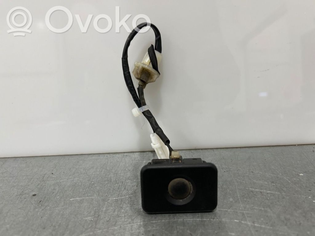 Mazda CX-5 Tailgate opening switch 