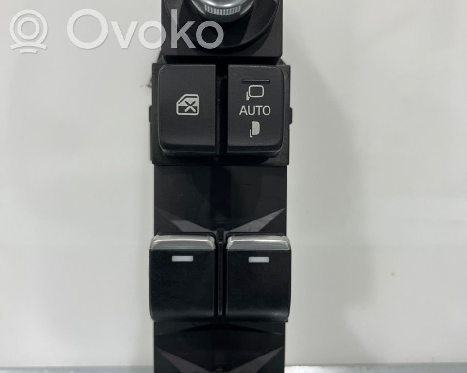 Mazda 6 Electric window control switch 