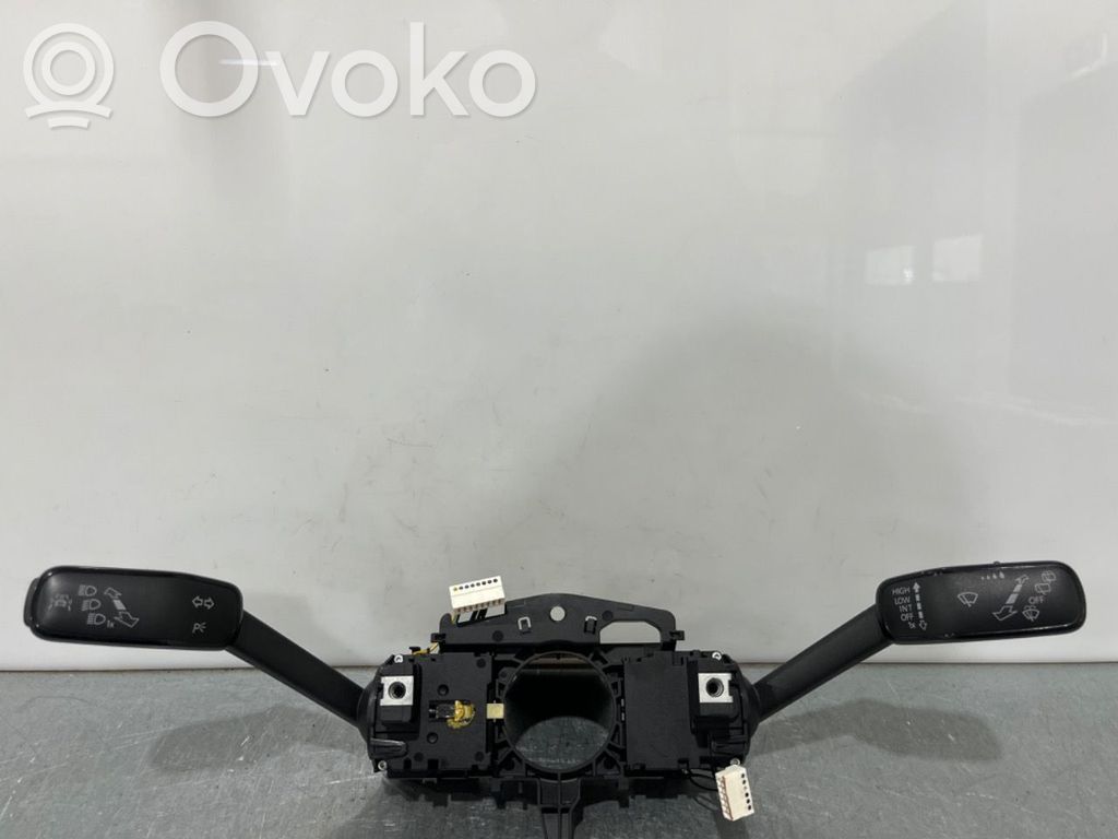Volkswagen Golf VII Przyciski multifunkcyjne 