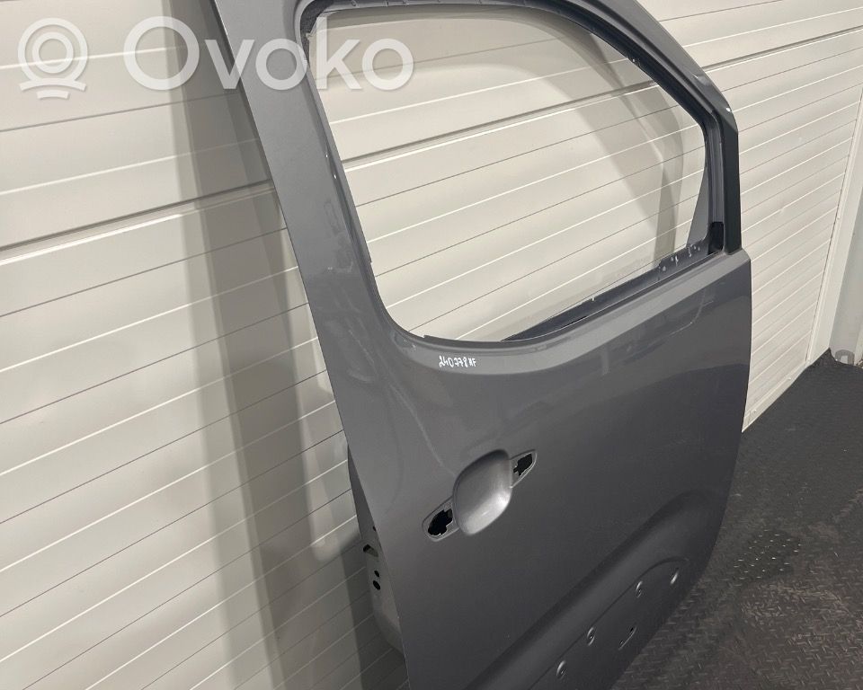 Opel Combo E Дверь 