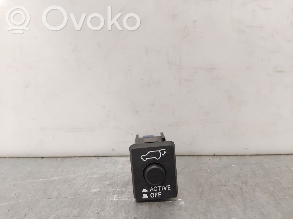 Tailgate opening switch   8616A009,8616A009