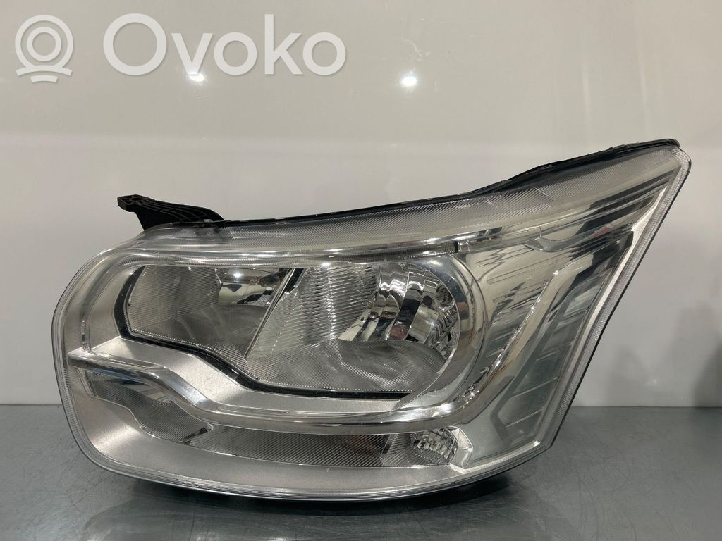Ford Transit Custom Headlight/headlamp 