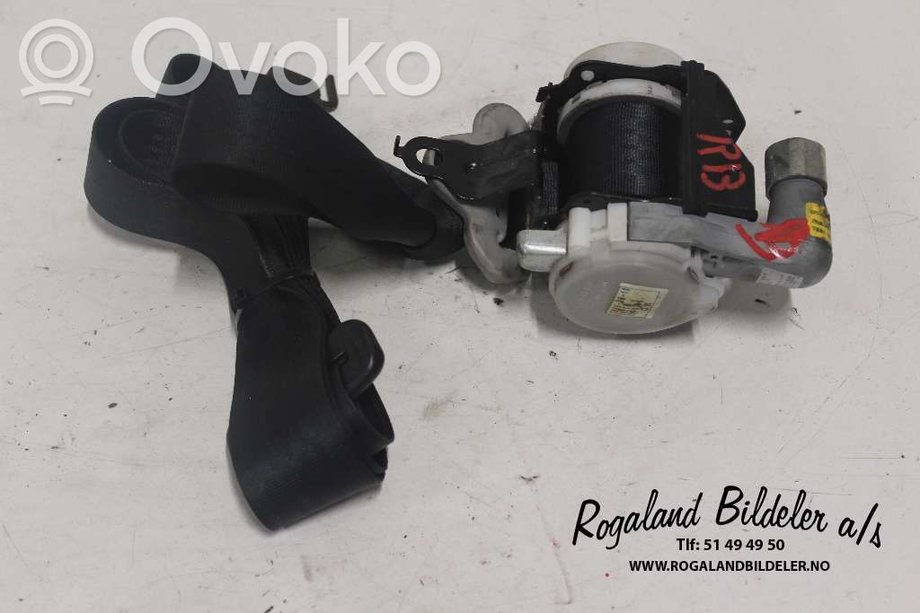 Mazda 5 Front seatbelt 