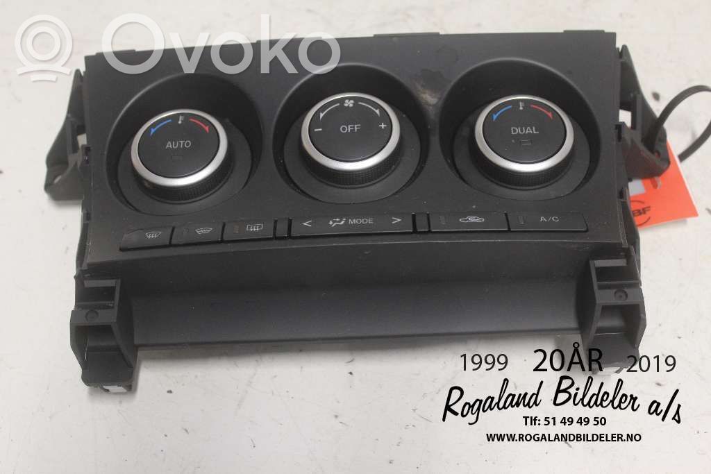 Mazda 3 II Climate control/heater control trim 