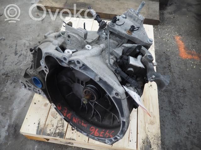 Ford Mondeo MK IV Scatola del cambio manuale a 6 velocità 