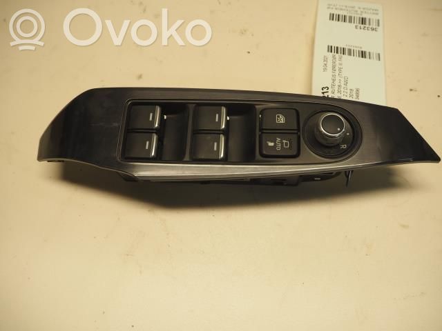 Mazda 6 Electric window control switch 