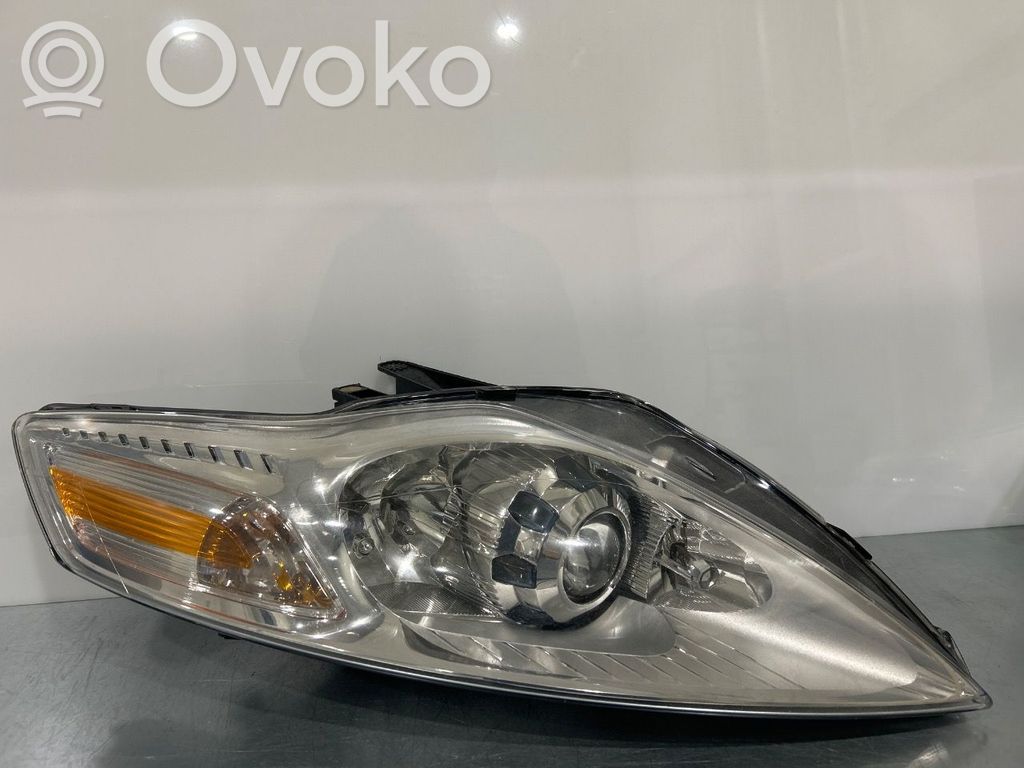 Ford Mondeo MK IV Lampa przednia 