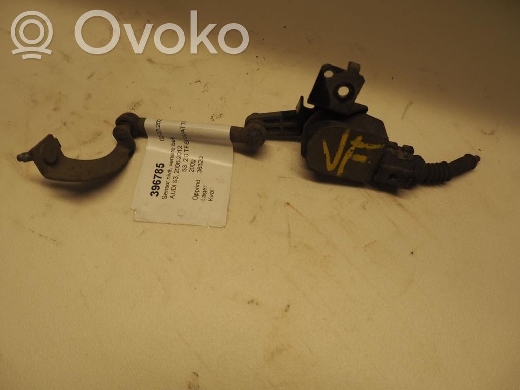 Audi A3 S3 8P Takakorkeusanturin vipu 