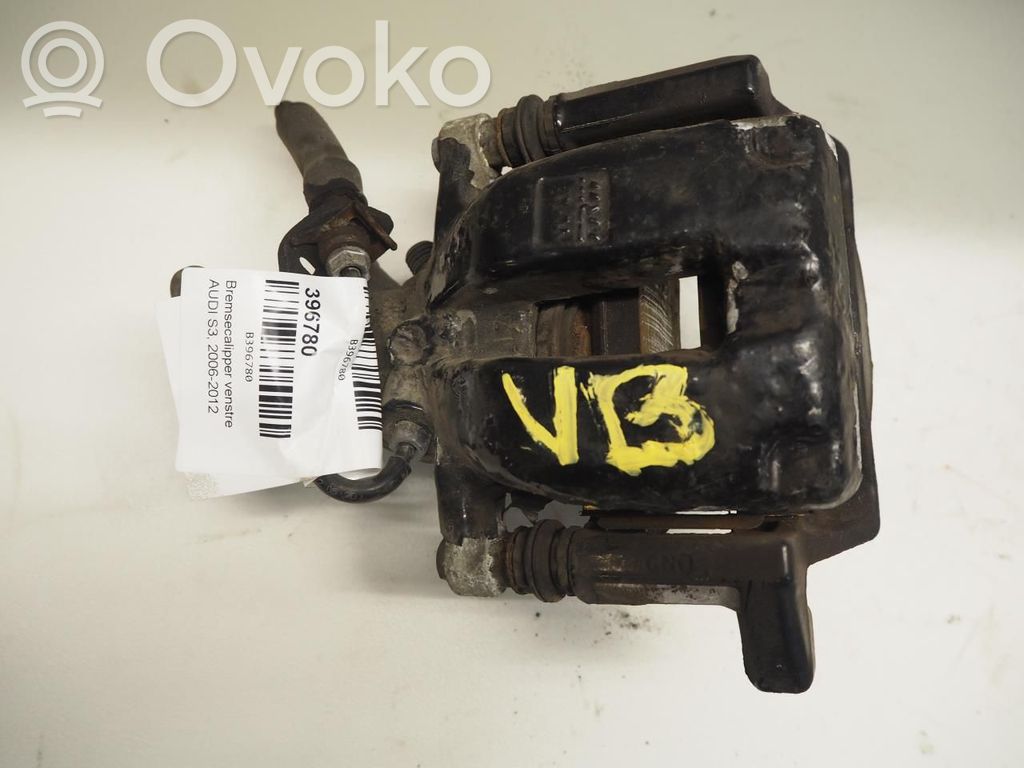 Audi A3 S3 8P Tylny zacisk hamulcowy 