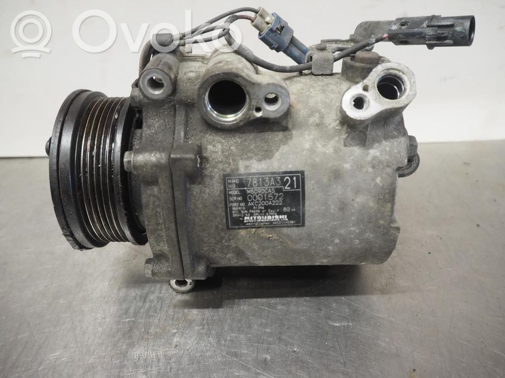 Mitsubishi Outlander Ilmastointilaitteen kompressorin pumppu (A/C) 