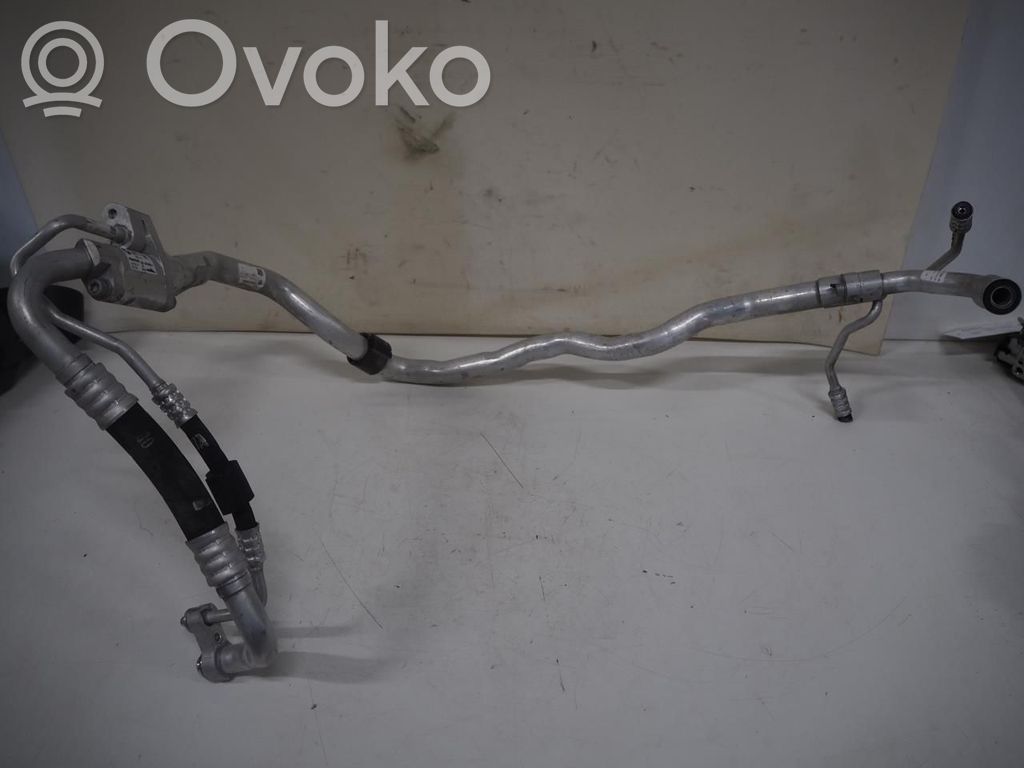 BMW iX Wąż / Przewód klimatyzacji A/C 