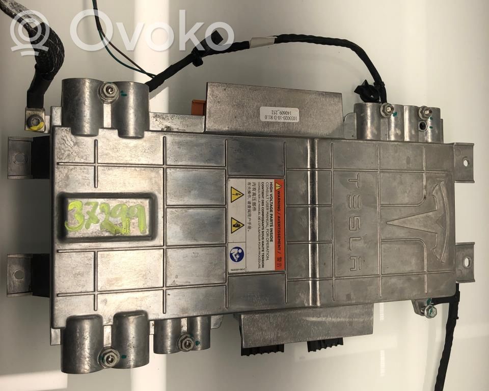Tesla Model S High voltage junction box 