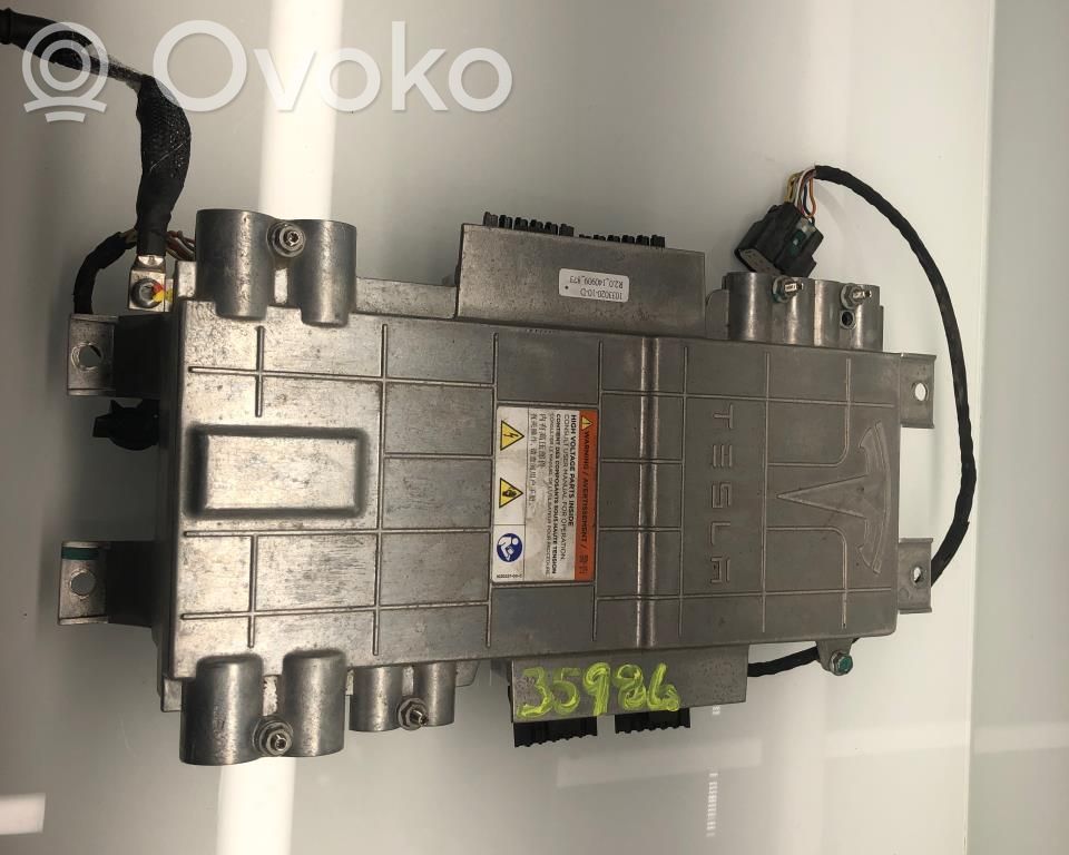 Tesla Model S High voltage junction box 
