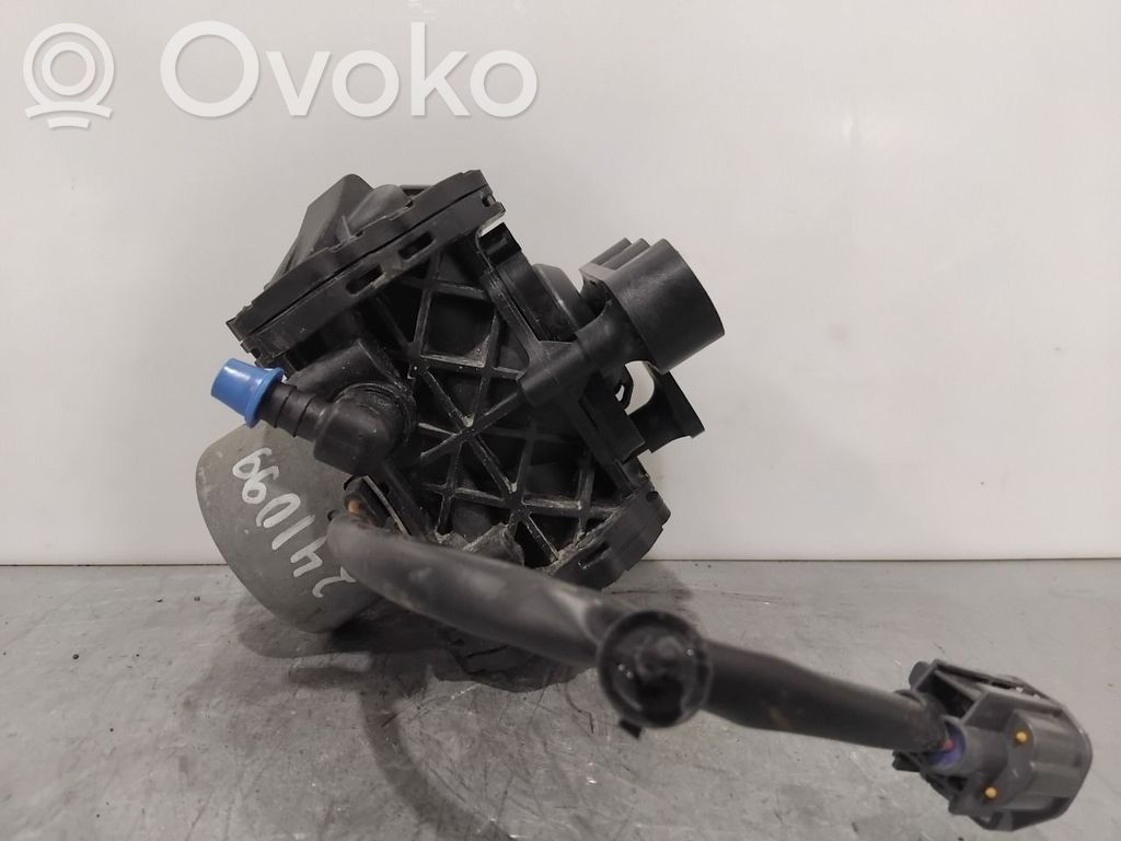 Tesla Model S Vacuum pump 