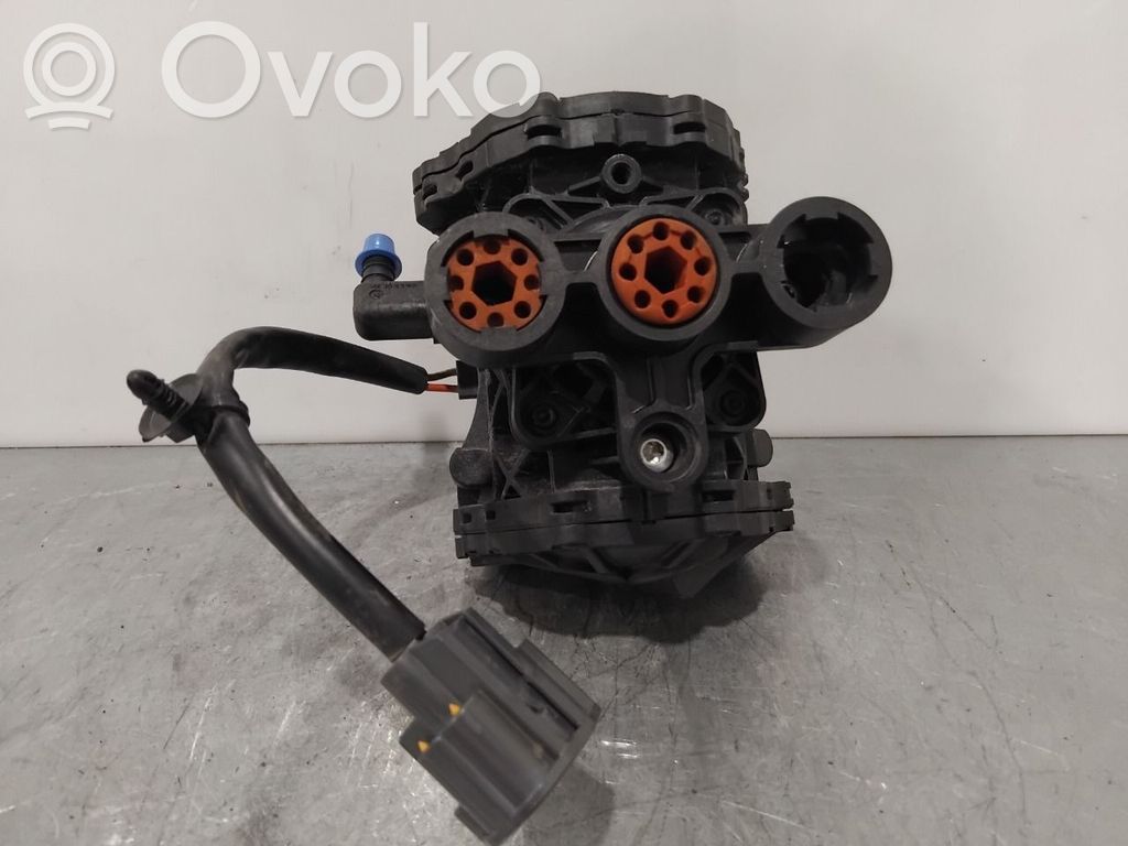 Tesla Model S Bomba de vacío 