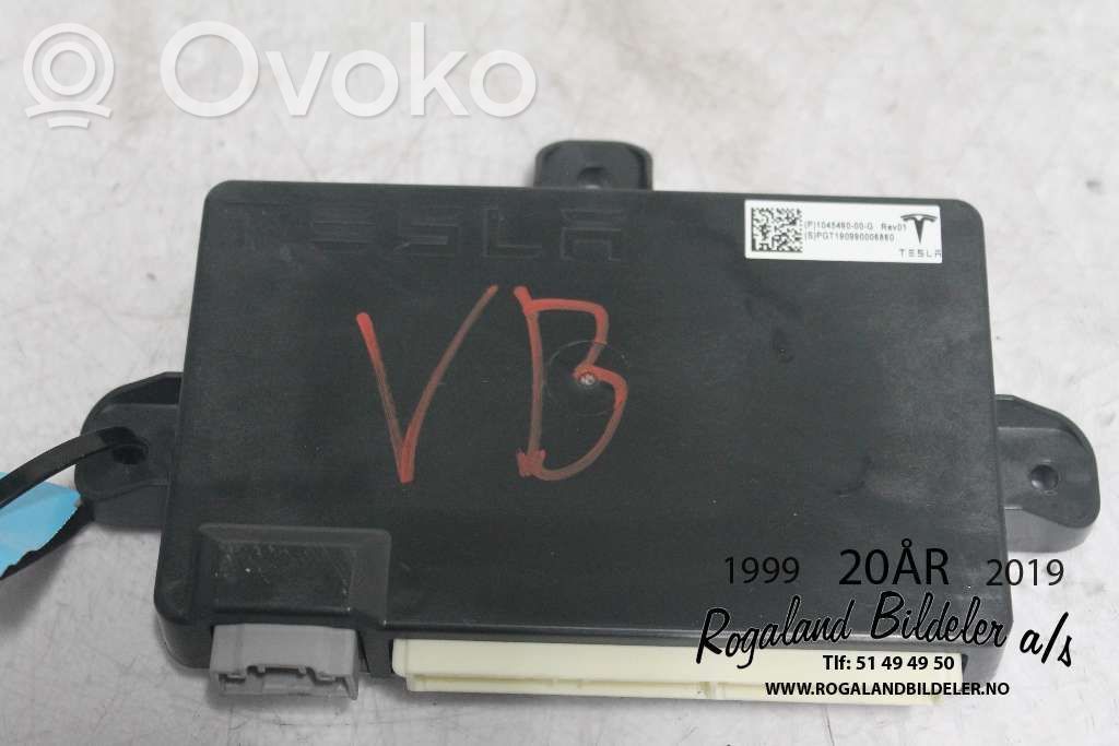 Tesla Model X Door control unit/module 