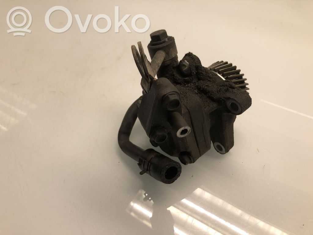 Isuzu D-Max Ohjaustehostimen pumppu 