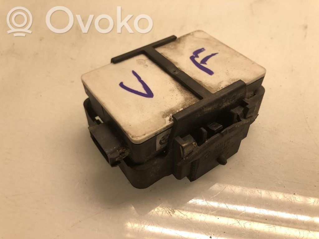 BMW 7 F01 F02 F03 F04 Distronikas 