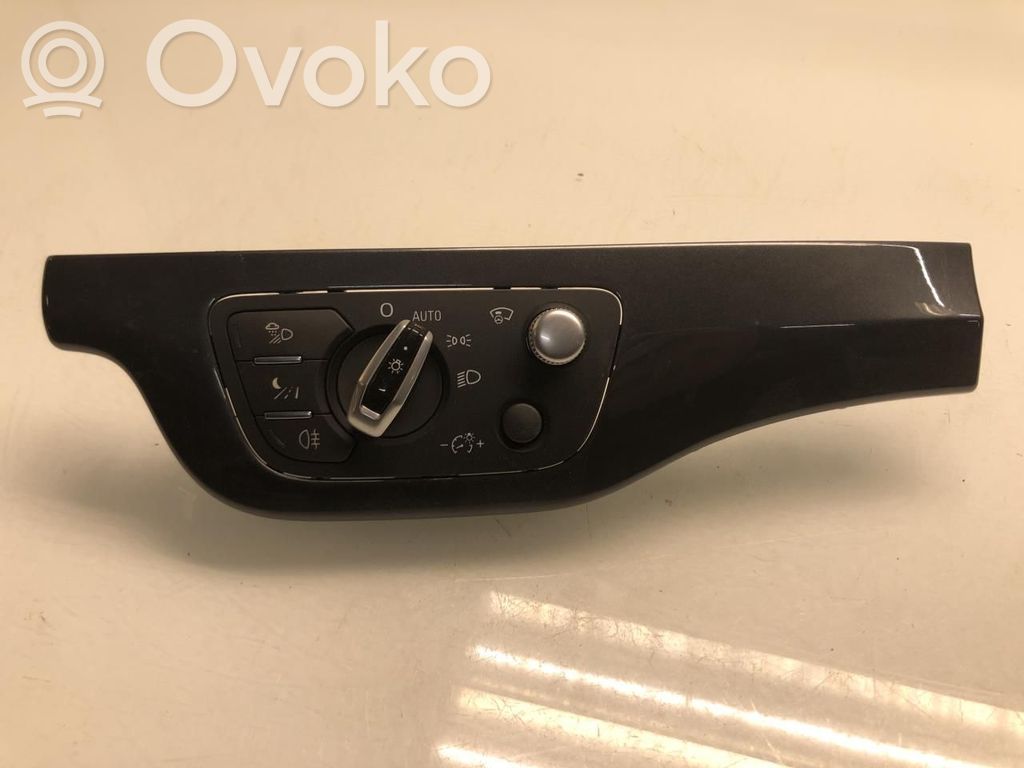 Audi Q7 4M Light switch 