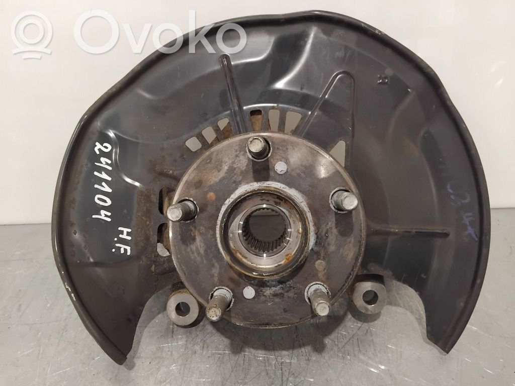 Toyota RAV 4 (XA40) Zwrotnica koła przedniego 