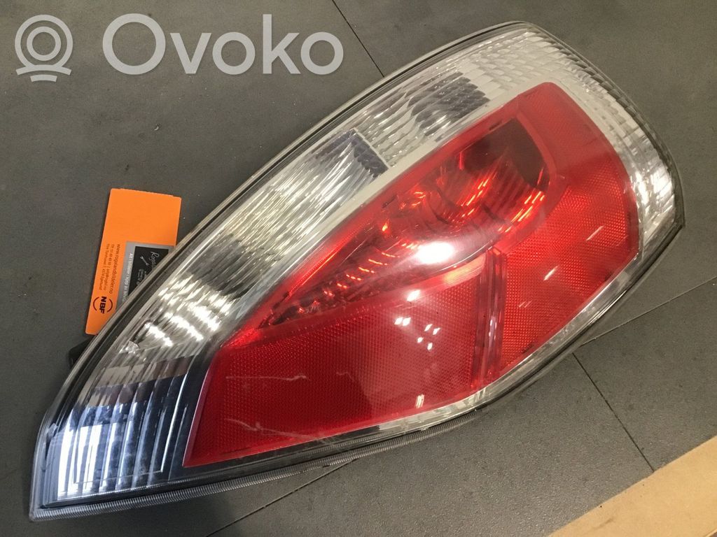 Mazda 5 Rear/tail lights 