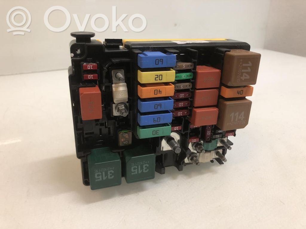Citroen C4 III e-C4 Fuse box set 