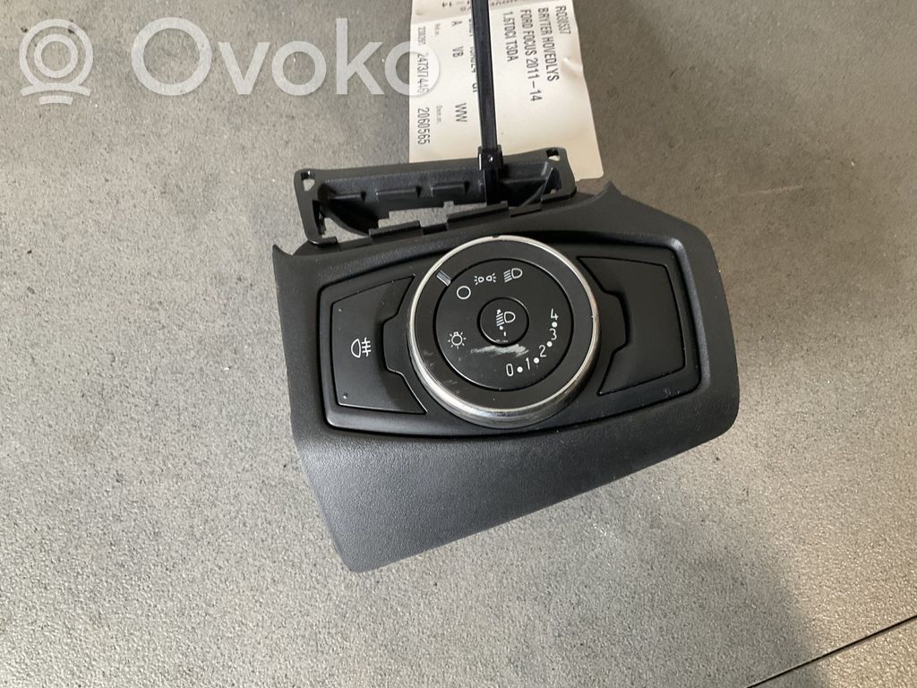 Ford Focus Light switch 