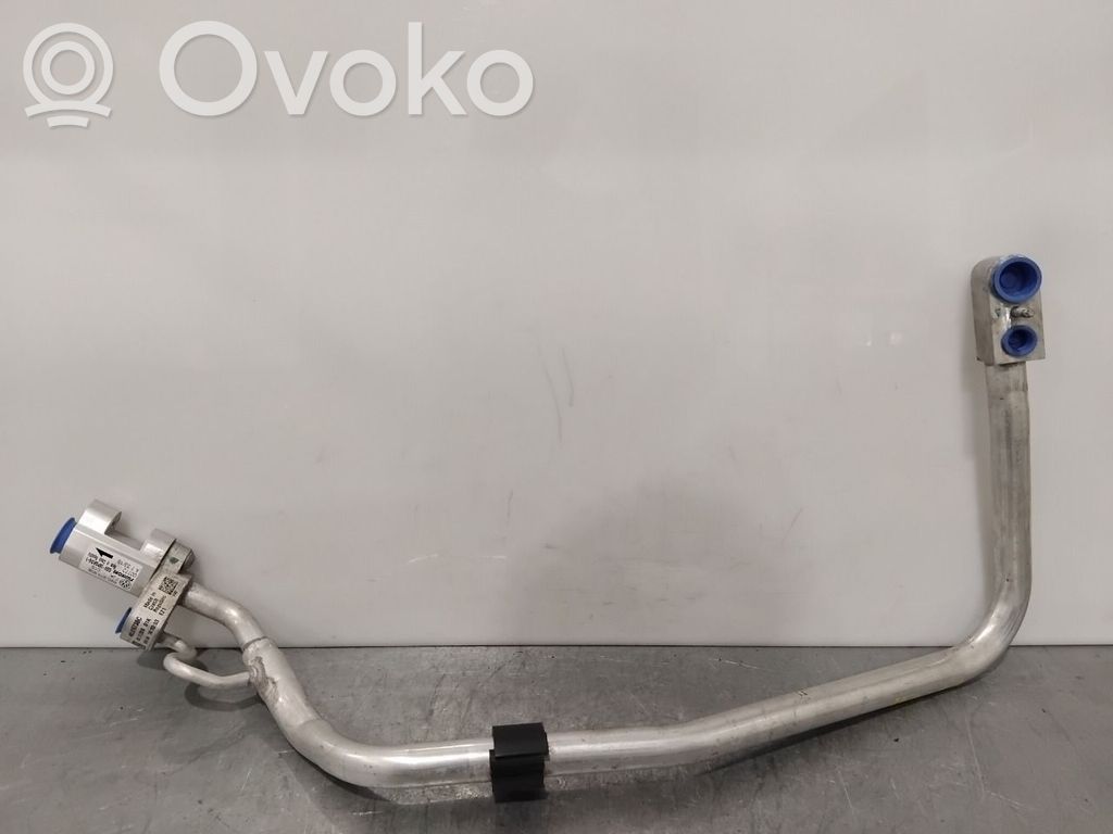 Audi e-tron Ilmastointilaitteen putki (A/C) 