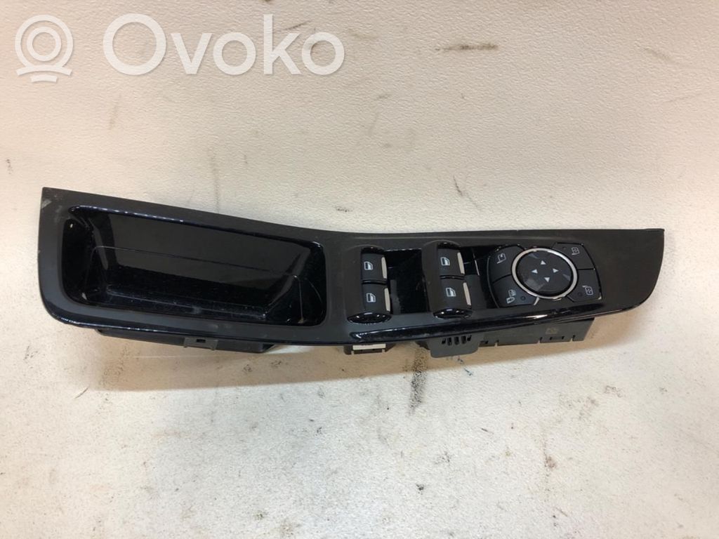 Electric window control switch   1946785,DG9T14540DD3JA6,1946785,DG9T14540DD3JA6