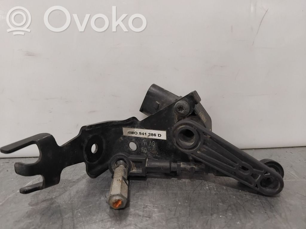 Audi e-tron Air suspension front height level sensor 