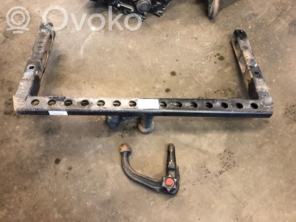 Audi A4 S4 B8 8K Hak holowniczy 