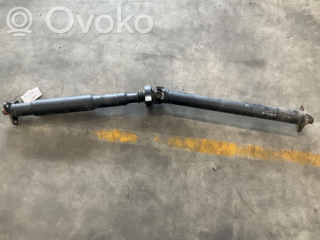 BMW 3 E90 E91 Kardanas komplekte 