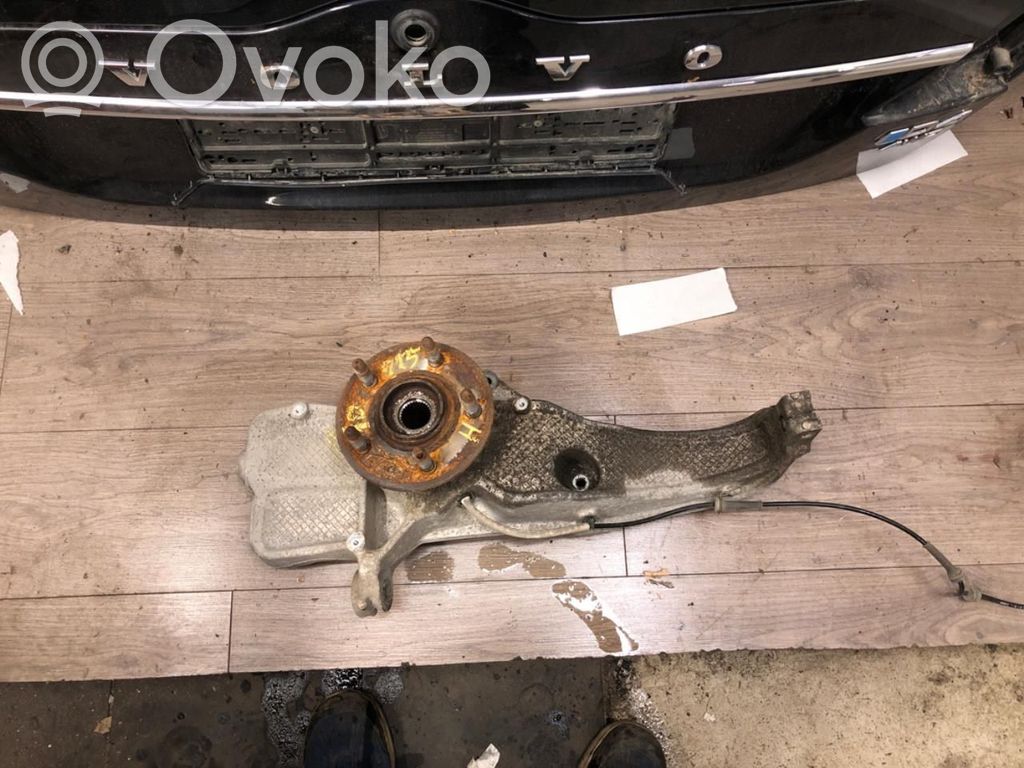Tesla Model S Front wheel hub spindle knuckle 