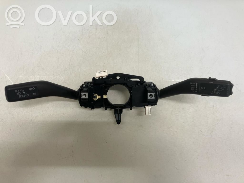 Volkswagen Golf VI Comutator/buton multifuncțional 