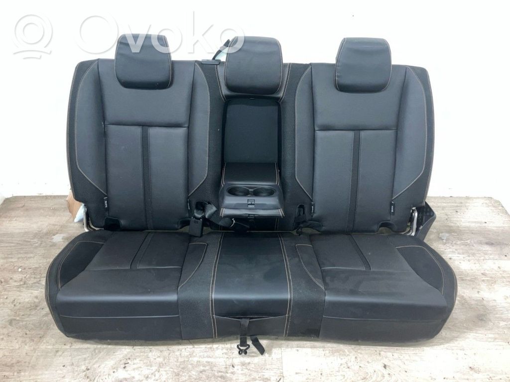 Rear seat   NOPARTID,NOPARTID