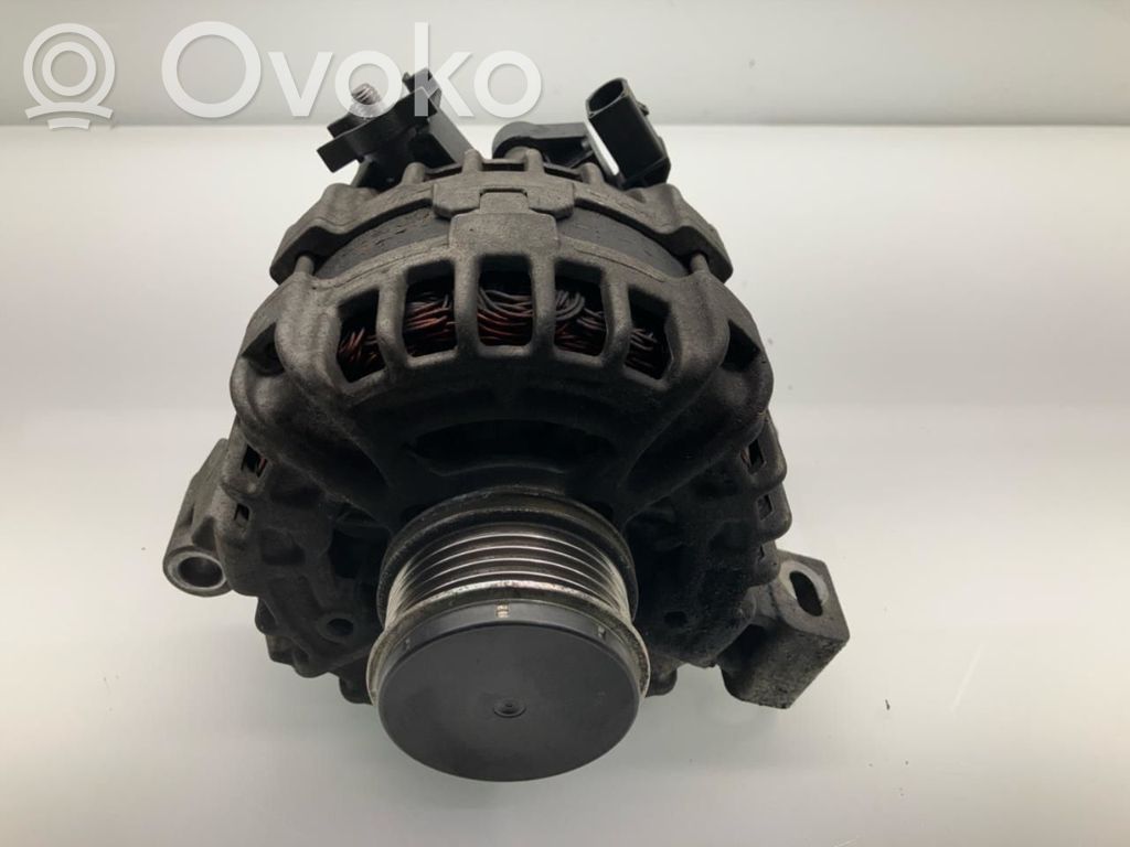 Volvo V40 Ģenerators 
