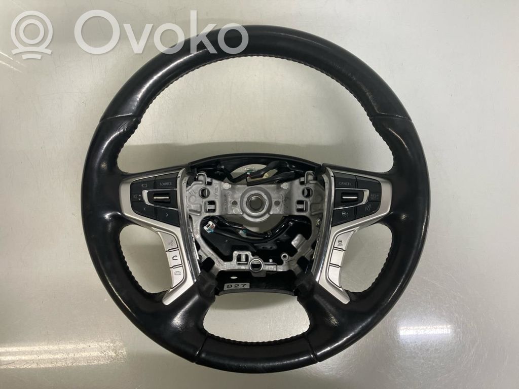 Mitsubishi Outlander Stūre 