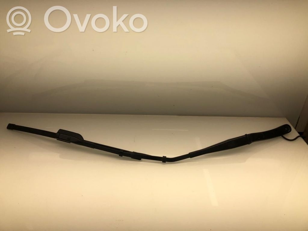 Tesla Model 3 Ramię wycieraczki szyby przedniej / czołowej 
