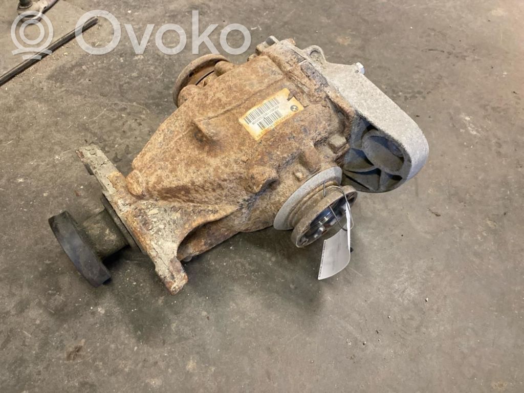 BMW 5 E60 E61 Aizmugurējais tilts 