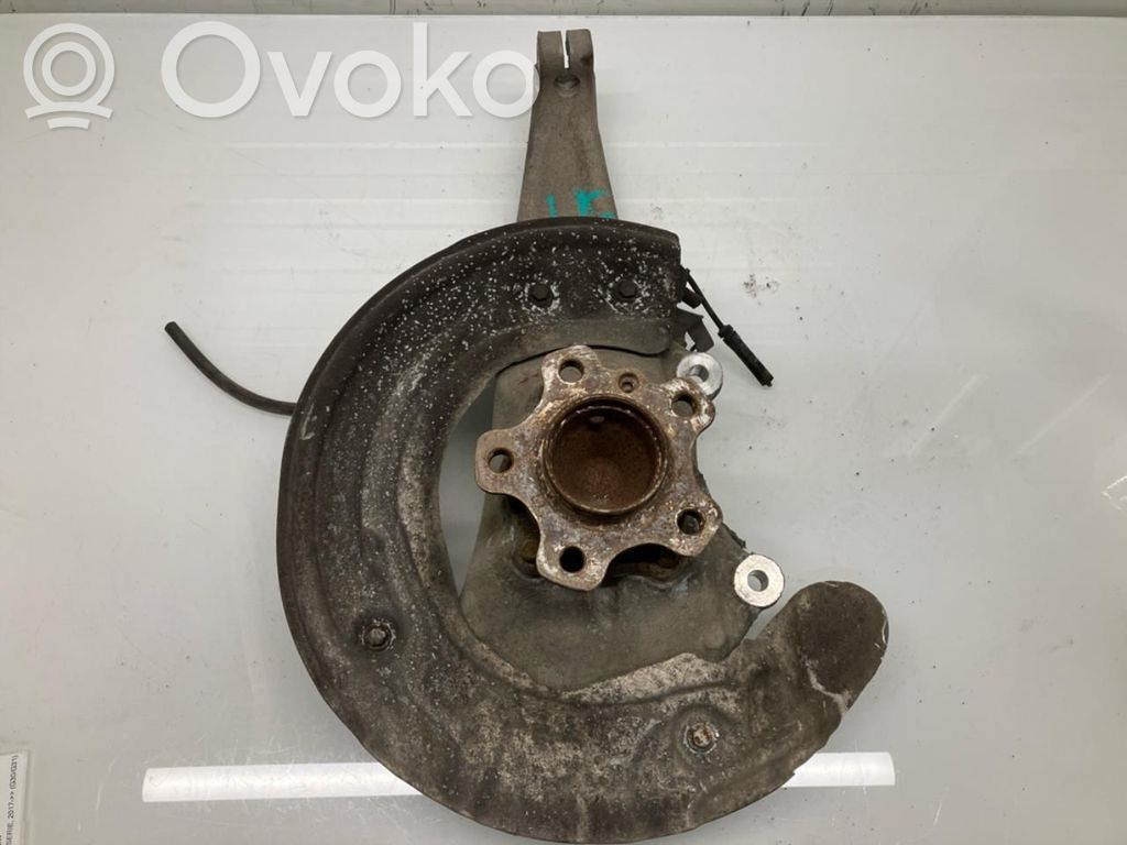 BMW 5 G30 G31 G38 Fusée d'essieu de moyeu de la roue avant