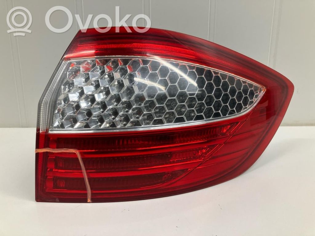 Ford Mondeo MK IV Lampa tylna 