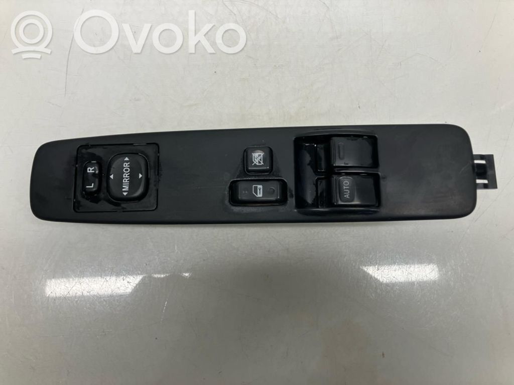 Toyota Hilux (N140, N150, N160, N170) Interruttore di controllo dell’alzacristalli elettrico