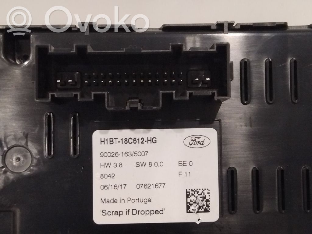 Ford Fiesta Console centrale, commande chauffage/clim 